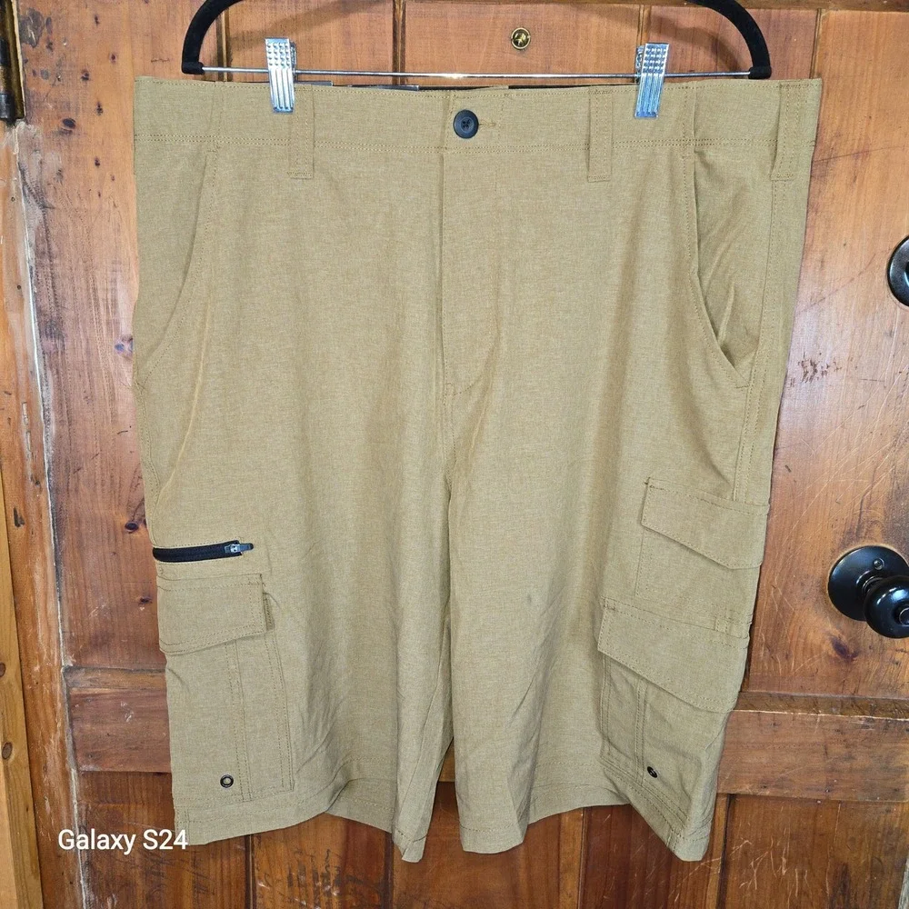 Iron Co Mens Stretch Tech Shorts Heather Desert Camel Cargo  ‎ I427924S